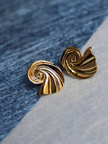 Ottoman Hands waterproof wave stud earrings gold (British brand)