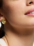 Ottoman Hands waterproof wave stud earrings gold (British brand)
