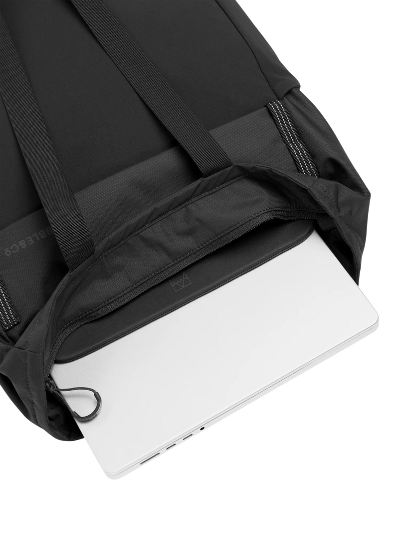 Stubble & Co Motion Tote Pack 18L backpack (British brand)