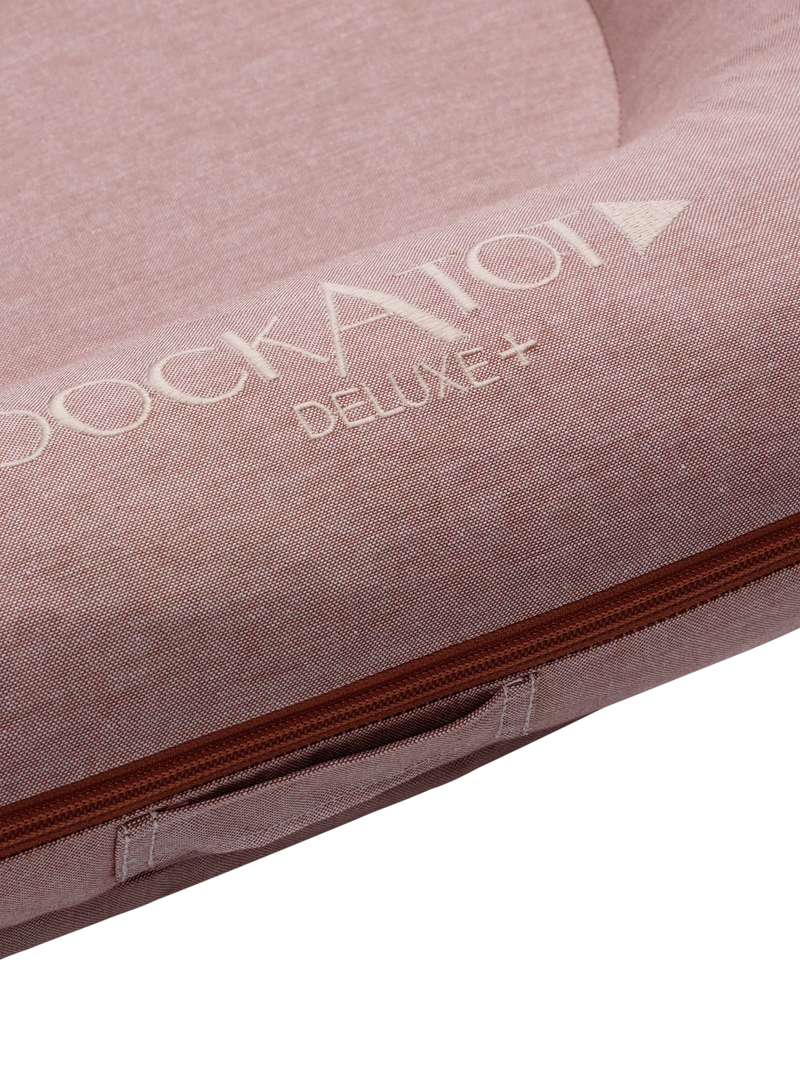 DockATot Deluxe+ baby pod Pink - British product