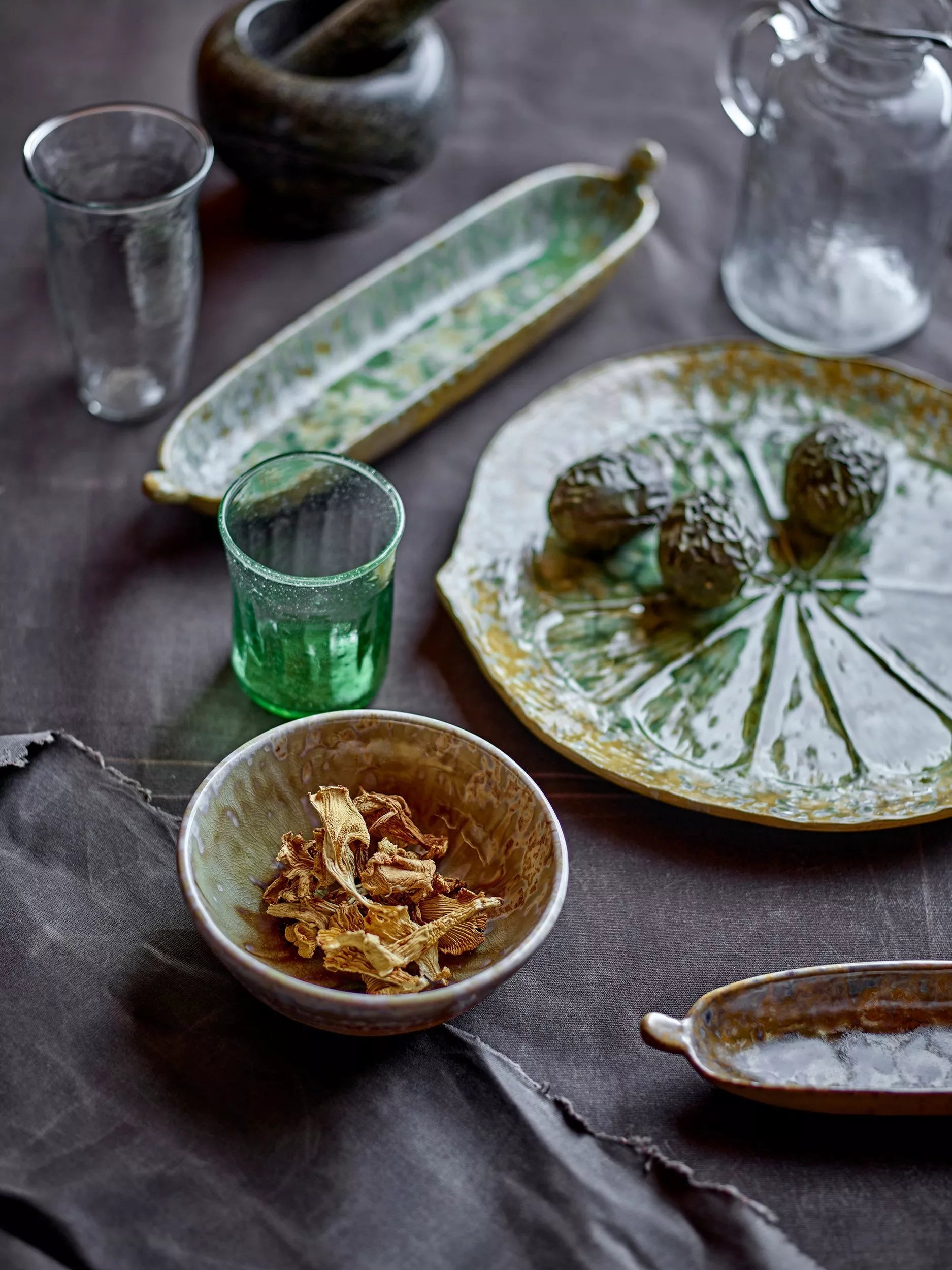 Bloomingville Milani reactive glaze stoneware serving dish 34cm, imported from the UK