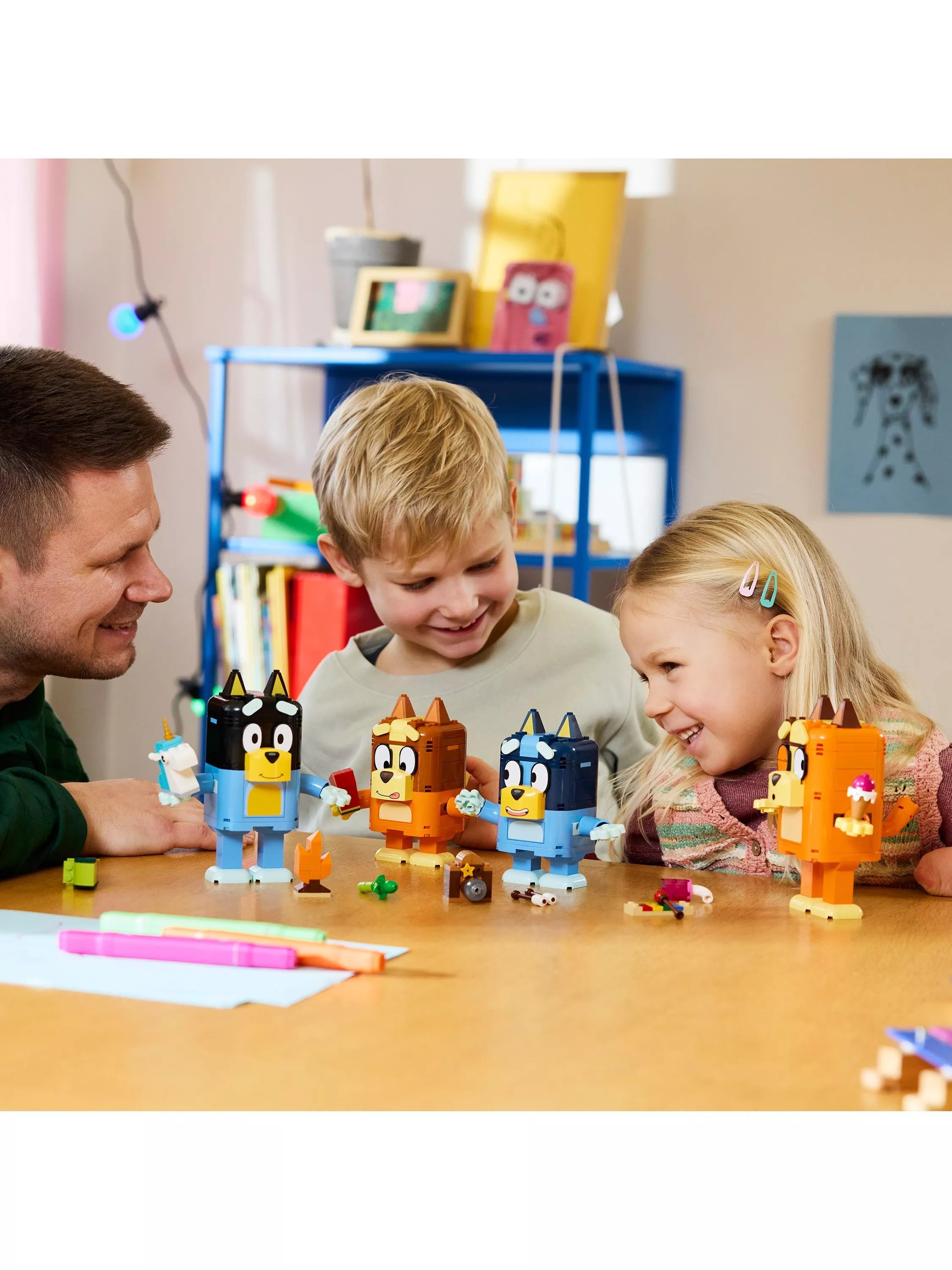 LEGO Bluey family building toy 466 pieces (British brand)