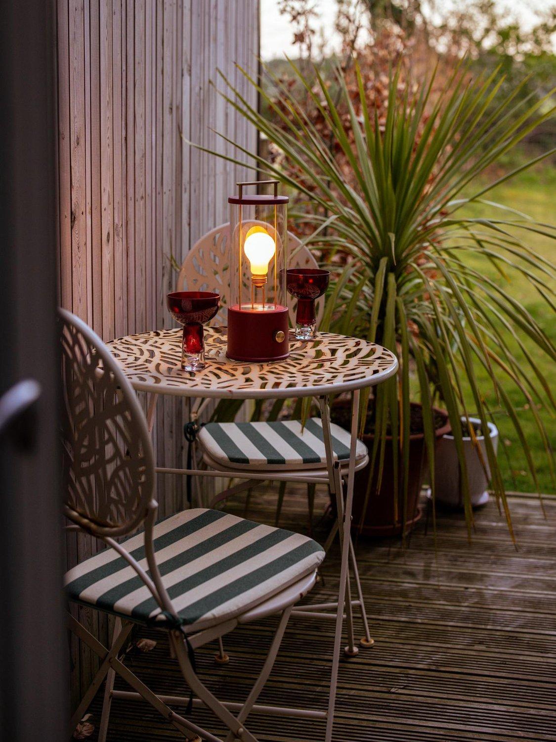 tala Muse 2.0 portable outdoor lamp Pomona Red, UK version