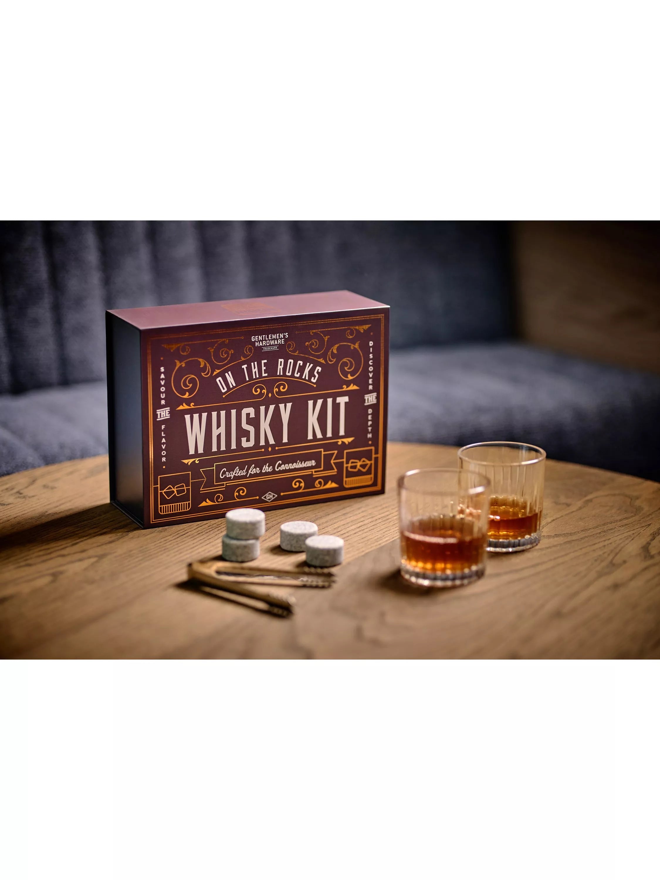 Gentlemen's Hardware whisky kit with tumblers and granite stones - British product