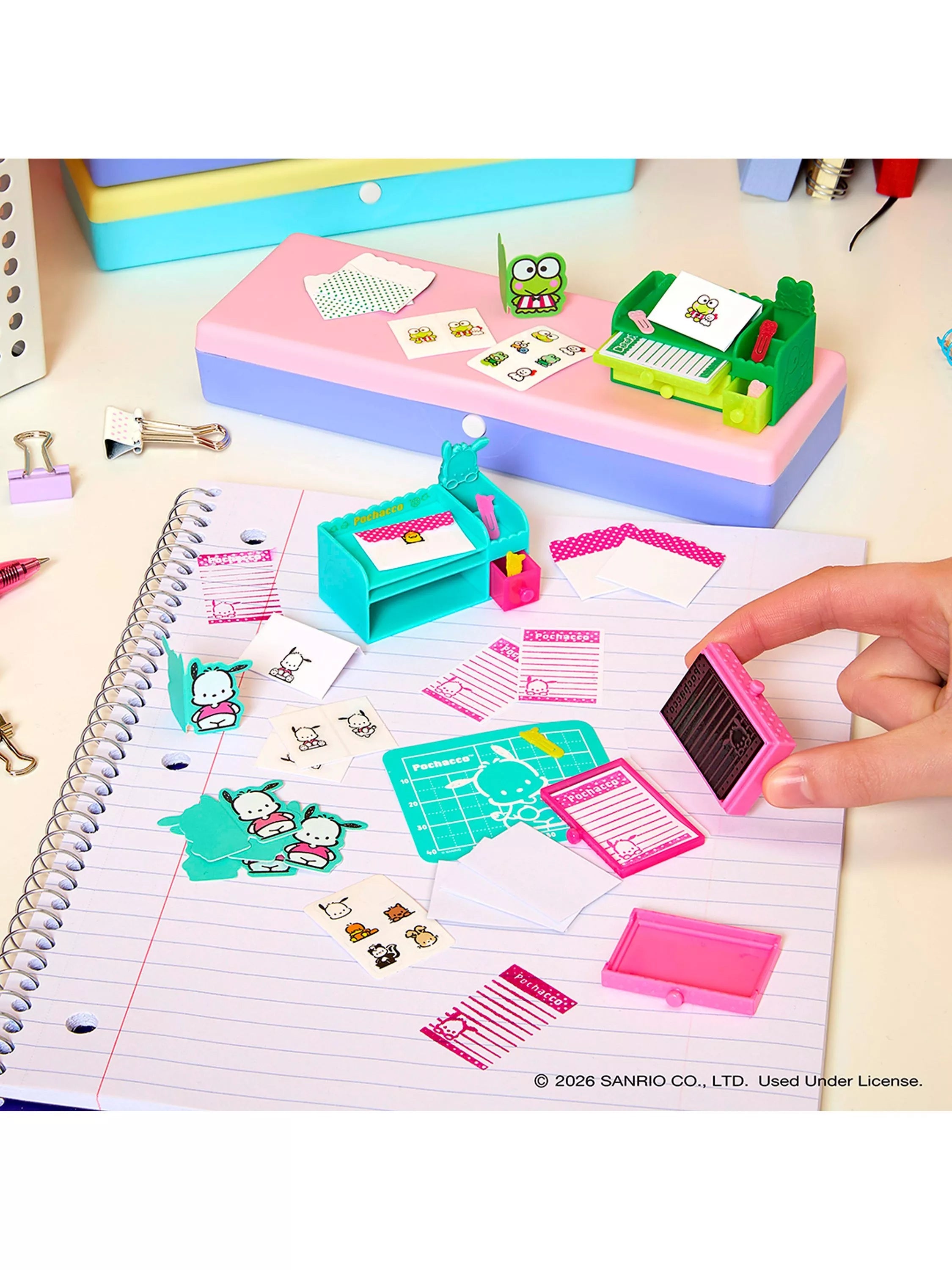 MGA's Miniverse Hello Kitty Sanrio Ball assorted - British product