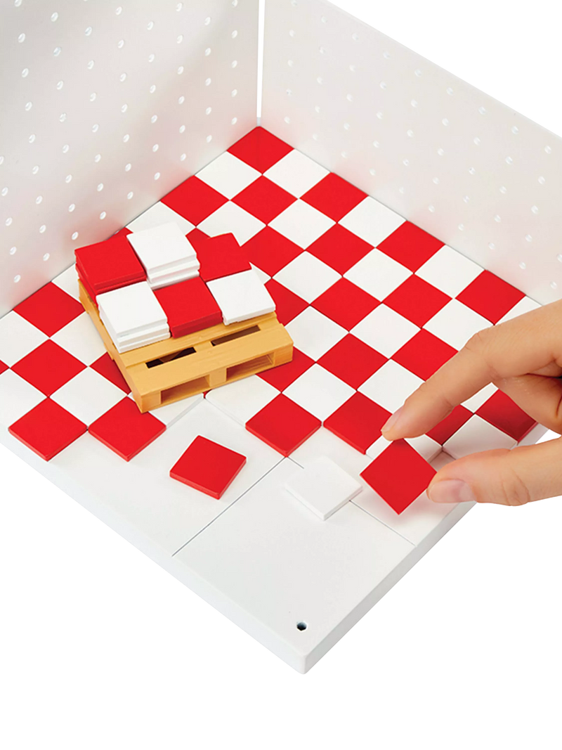 MGA's Miniverse Pizza Shop Playset - British product