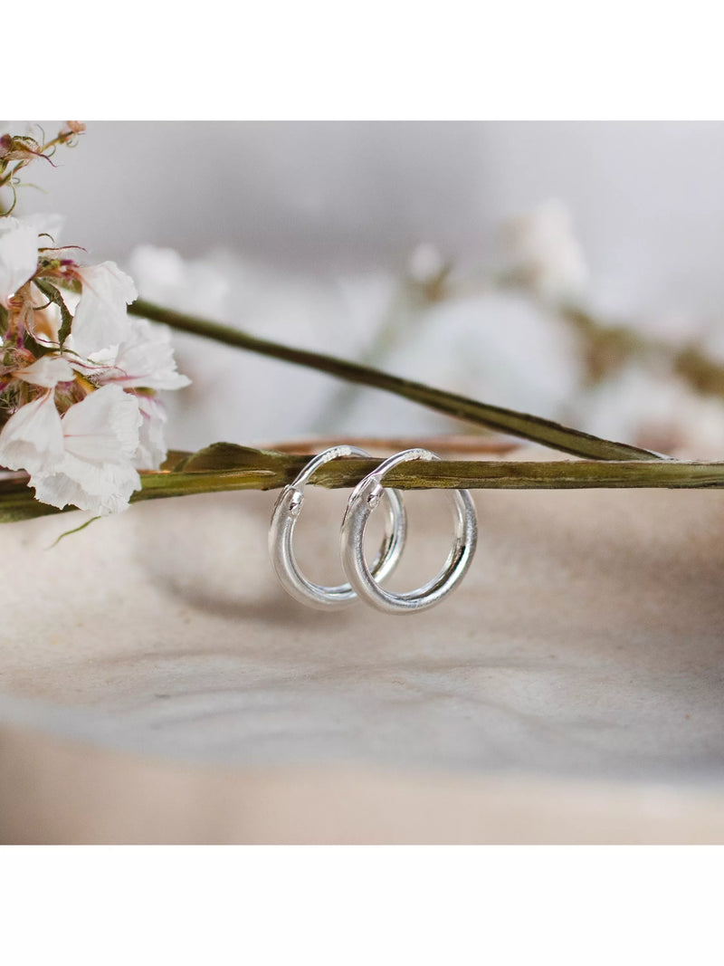 IBB sterling silver medium hoop earrings 10mm, UK version