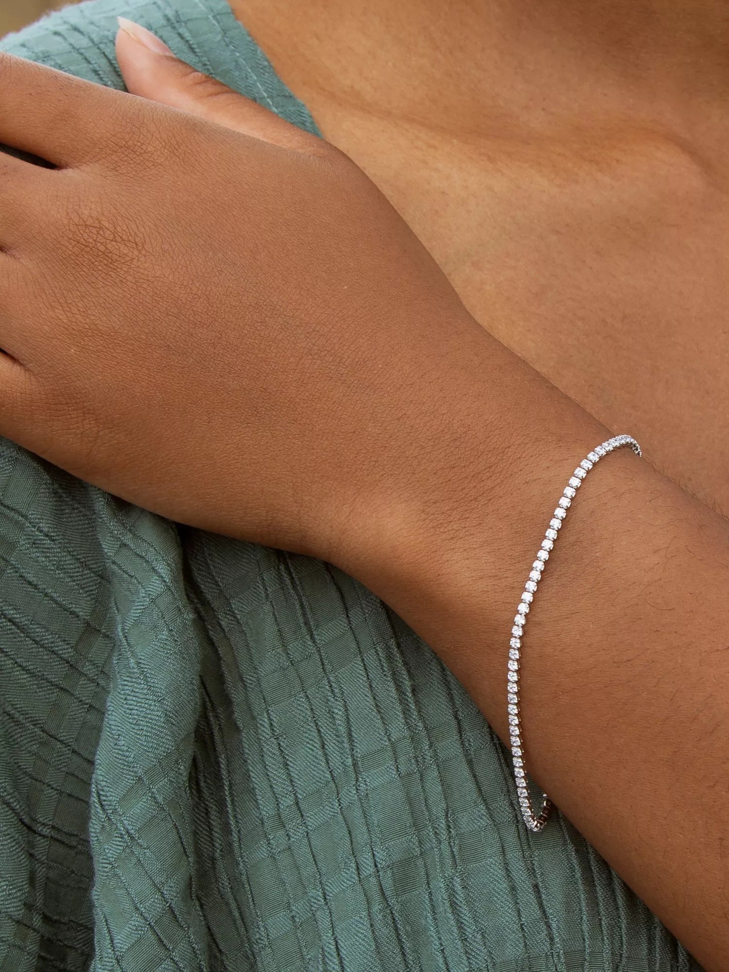 IBB 9ct white gold cubic zirconia flex tennis bracelet, UK version