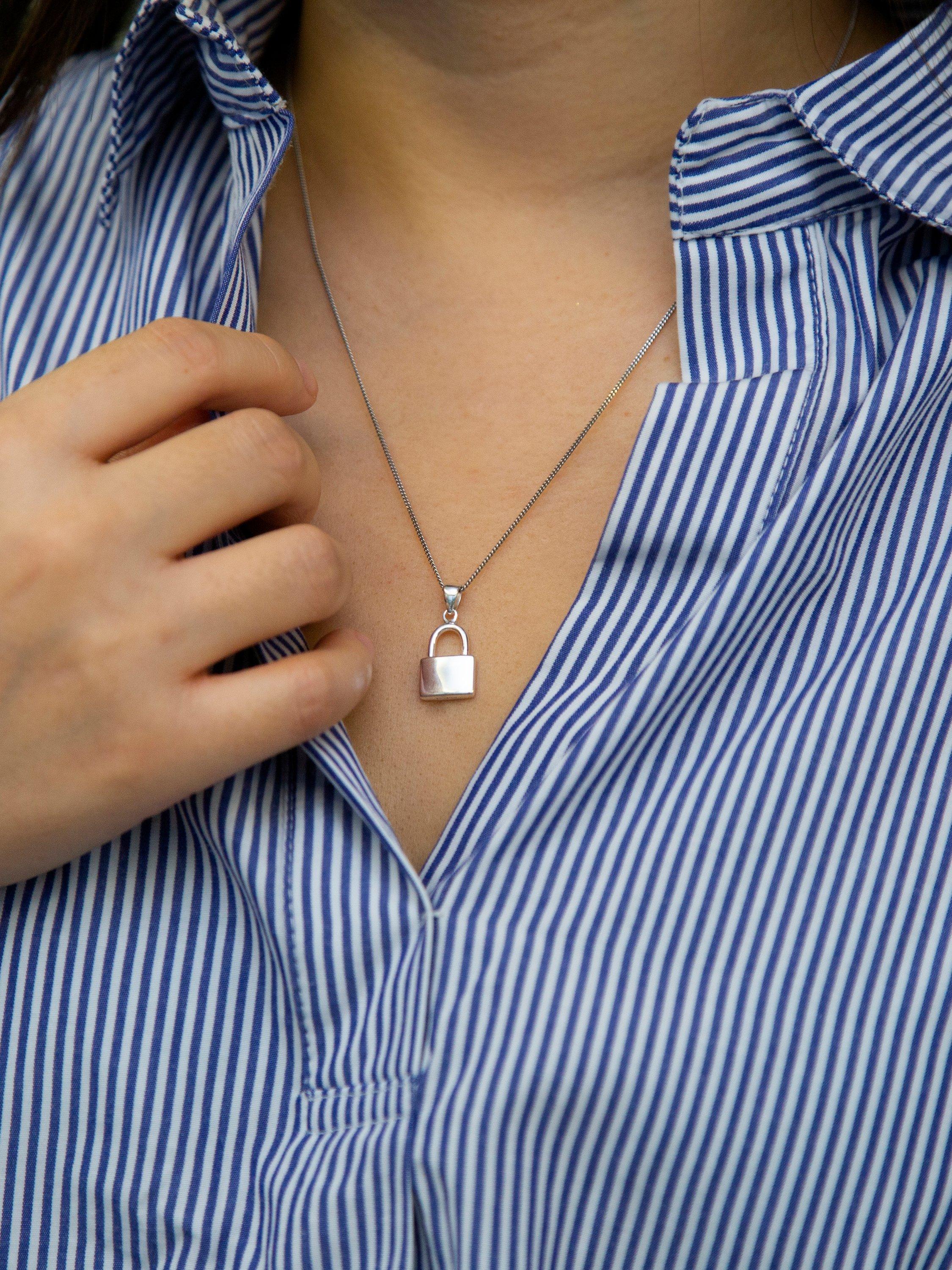IBB padlock pendant necklace 46cm - British product