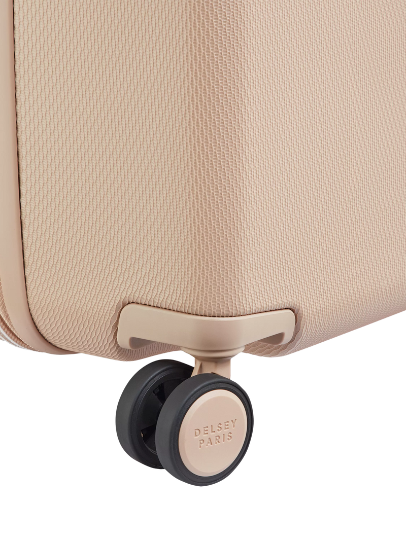 DELSEY Chatelet Air 2.0 76cm suitcase, imported from the UK