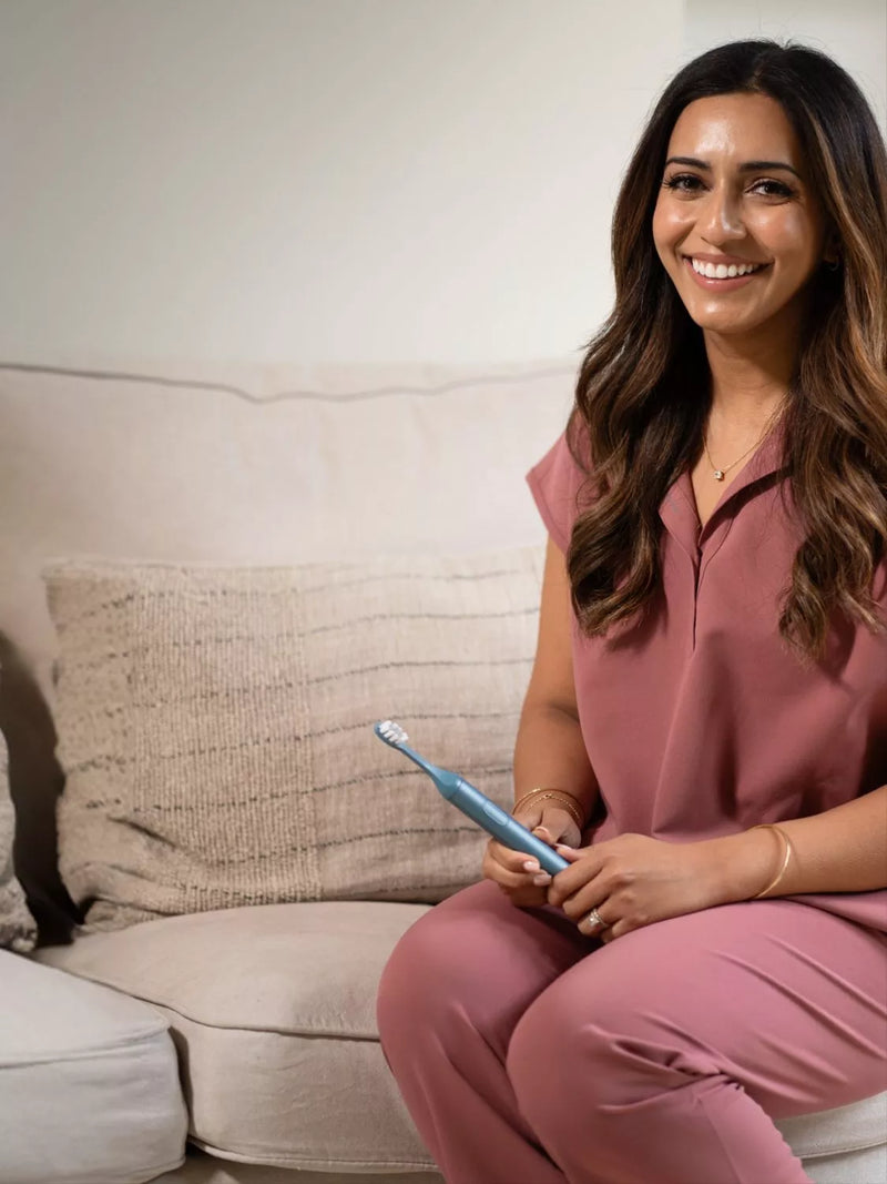 SURI 2.0 electric toothbrush with plant-based head - British brand