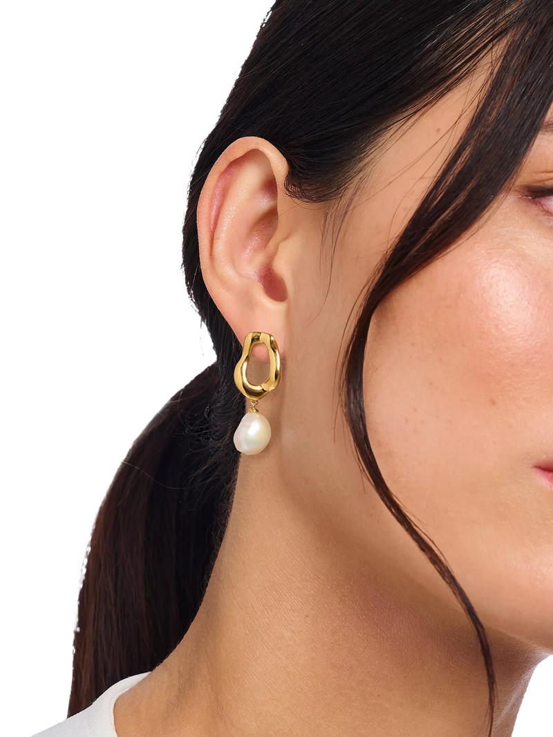 Thomas Sabo gold-plated pearl drop earrings, imported from the UK