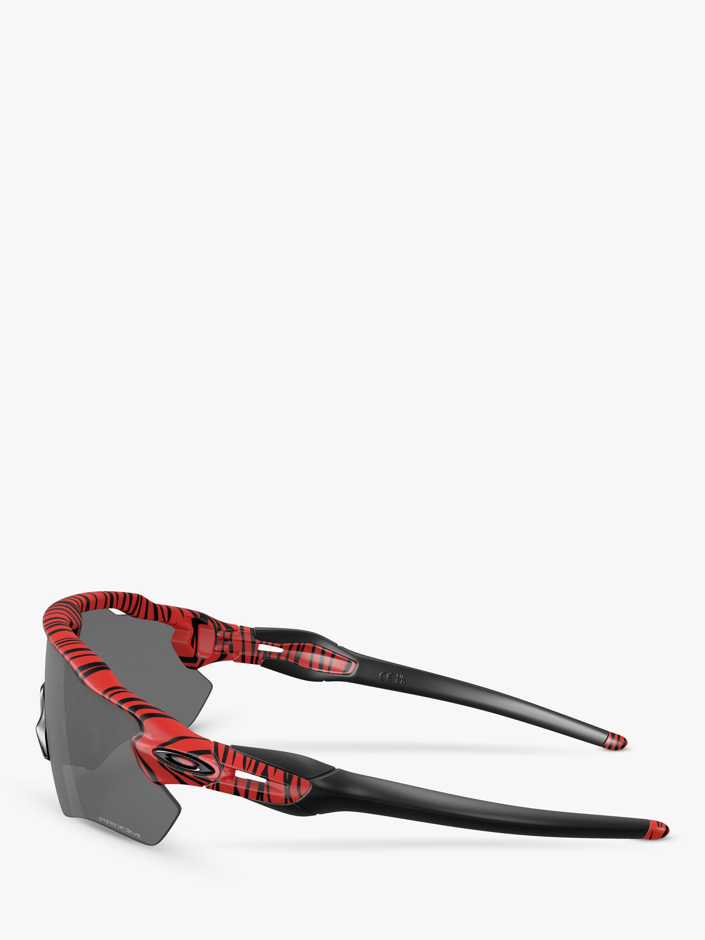 Oakley OO9208 irregular sunglasses red tiger grey - British product
