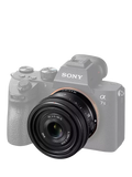 Sony FE 40mm f/2.5 compact wide angle lens, black (British brand)