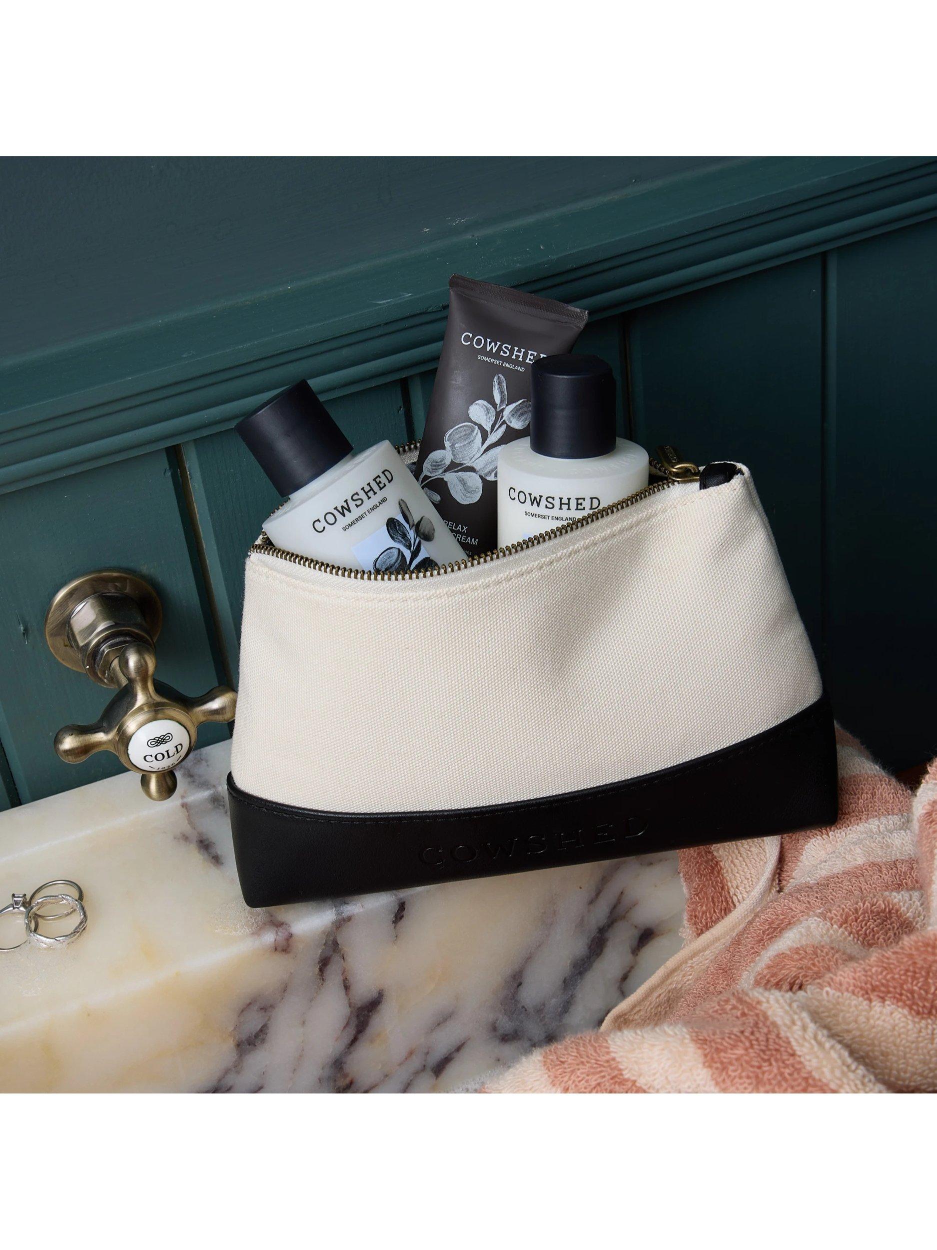 Cowshed Relax travel bodycare gift set, UK version