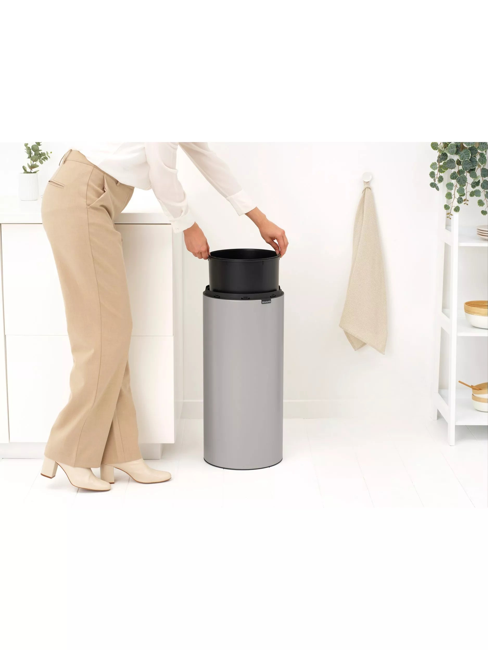 Brabantia Touch Bin 30L Soft Grey - British product