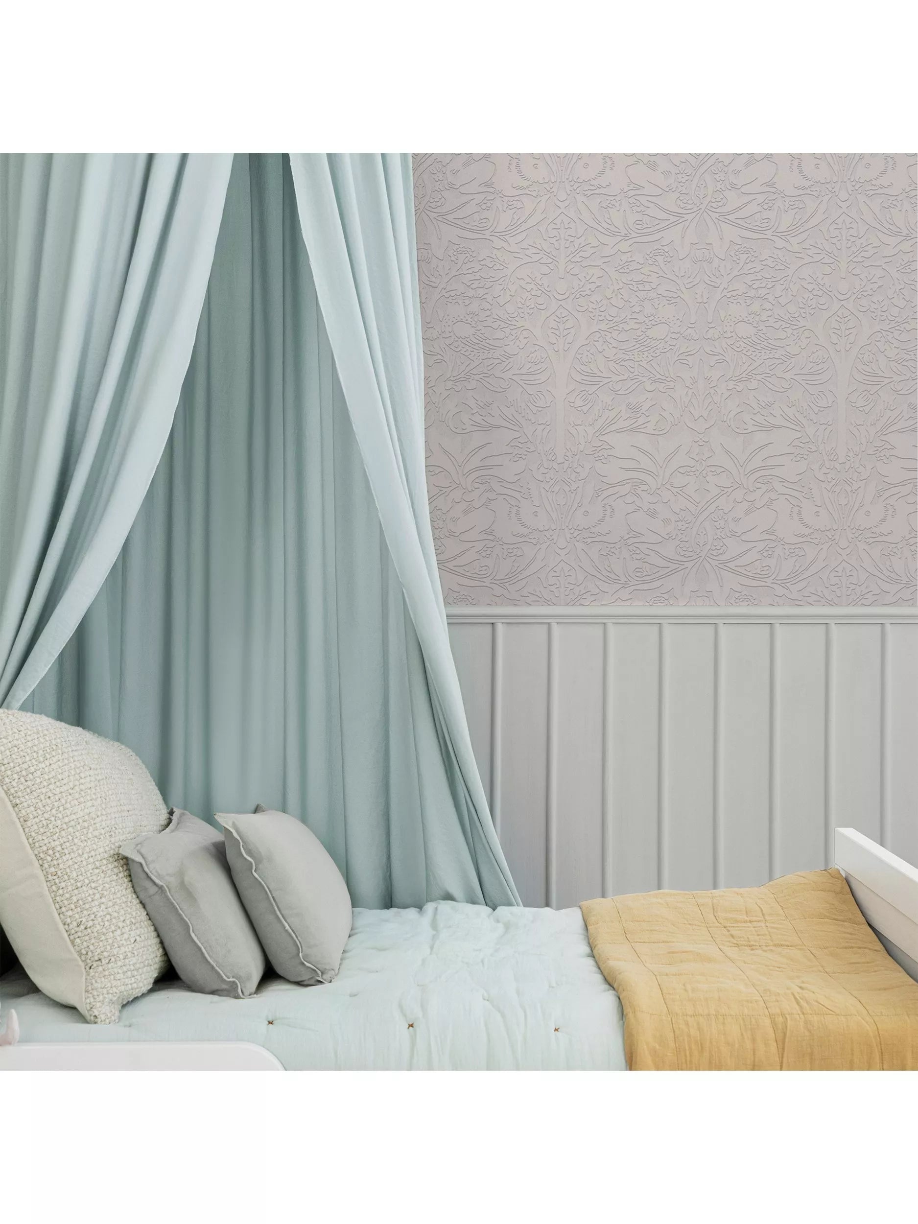 William Morris At Home Brother Rabbit paintable wallpaper - British product