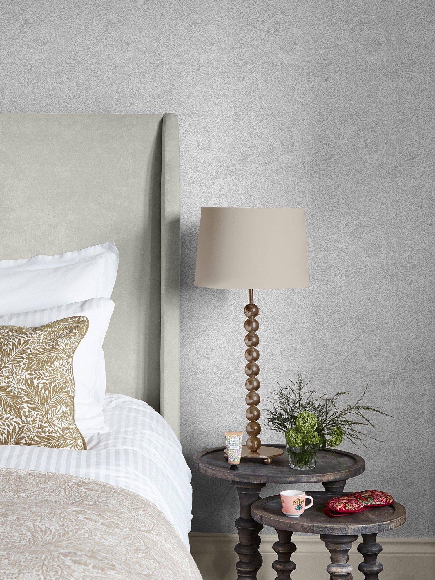William Morris At Home Marigold paintable wallpaper white, imported from the UK