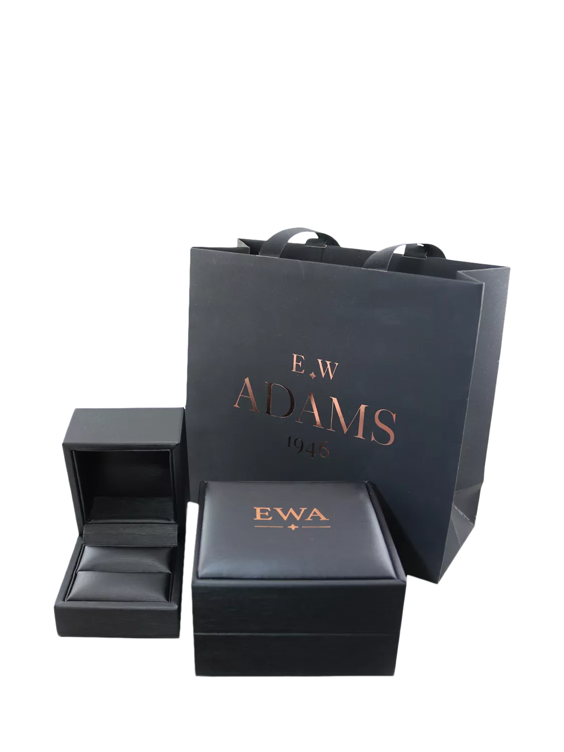 E.W Adams 9ct yellow gold diamond round pendant necklace, imported from the UK