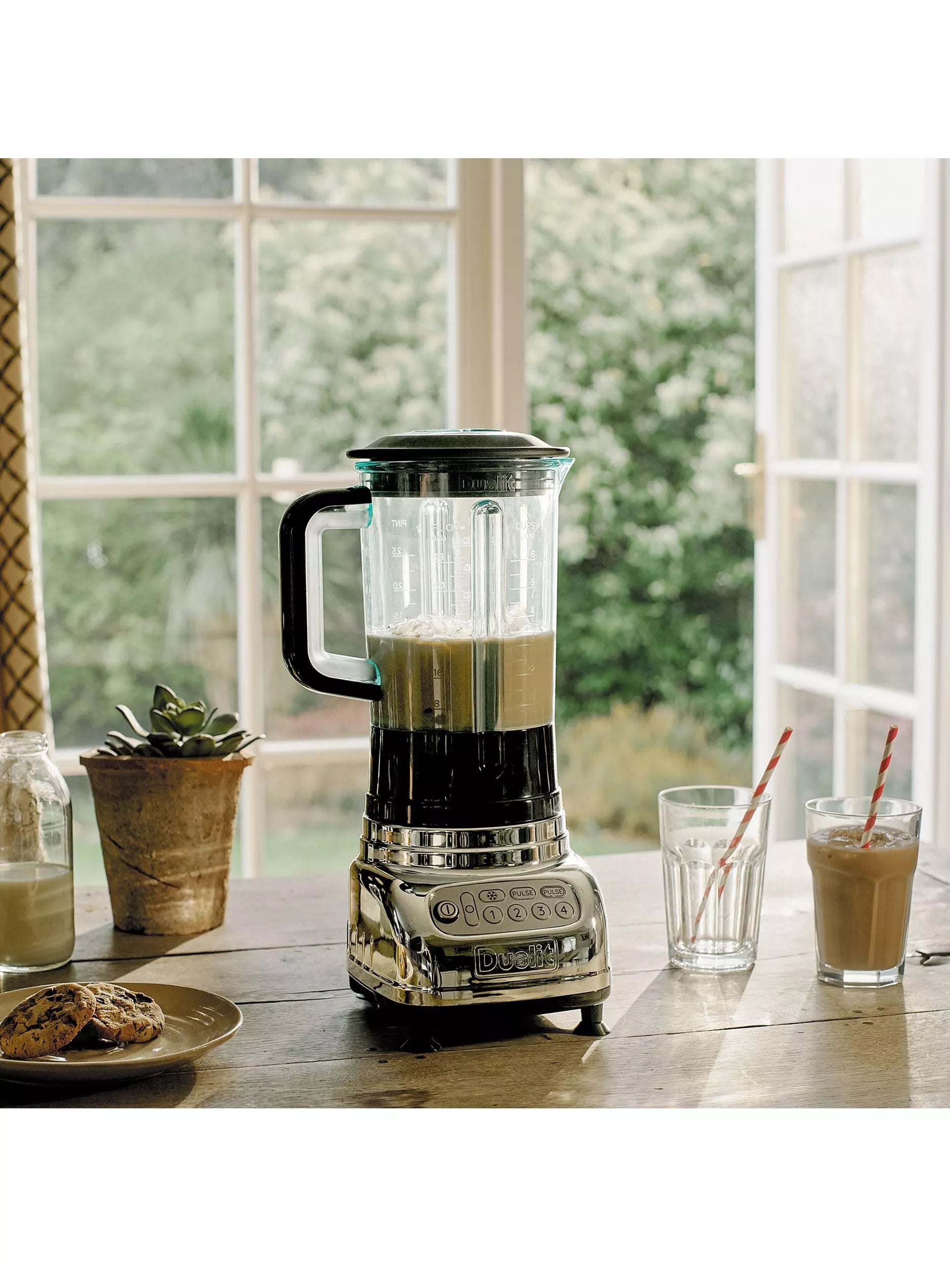 Dualit stainless steel food blender and smoothie maker, imported from the UK