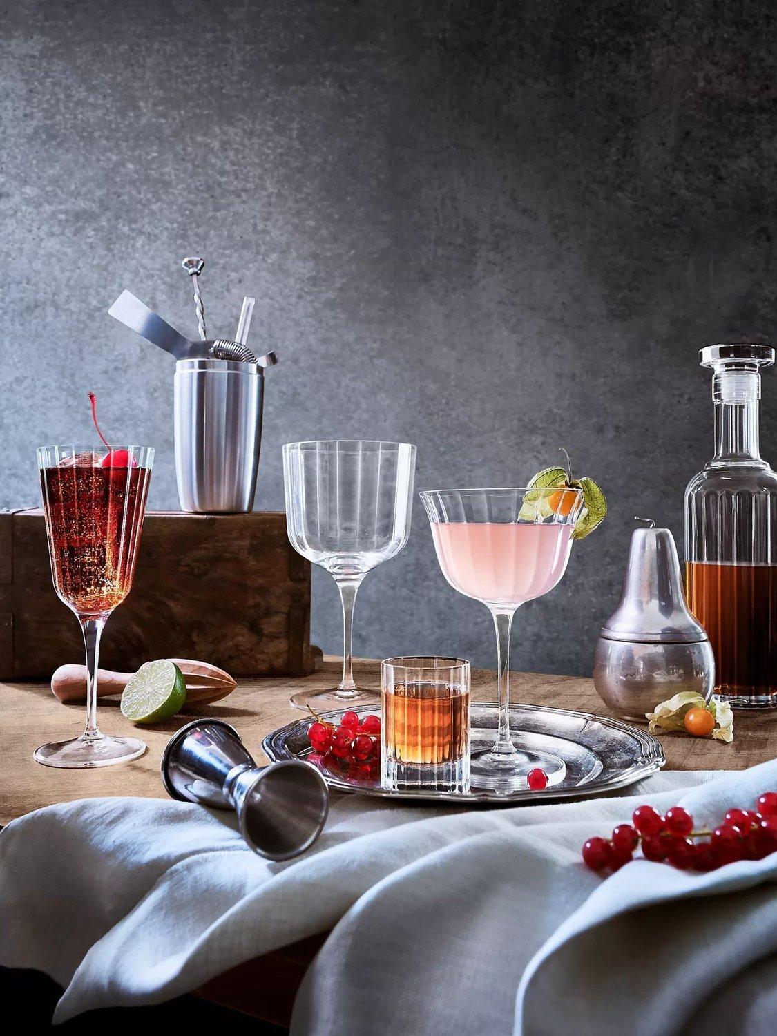Luigi Bormioli Bach martini glass set of 4 260ml, UK version