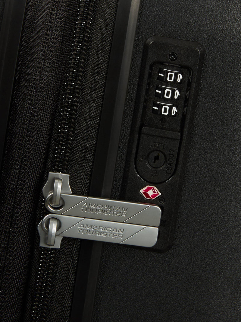 American Tourister Neovibe suitcase 78cm, imported from the UK