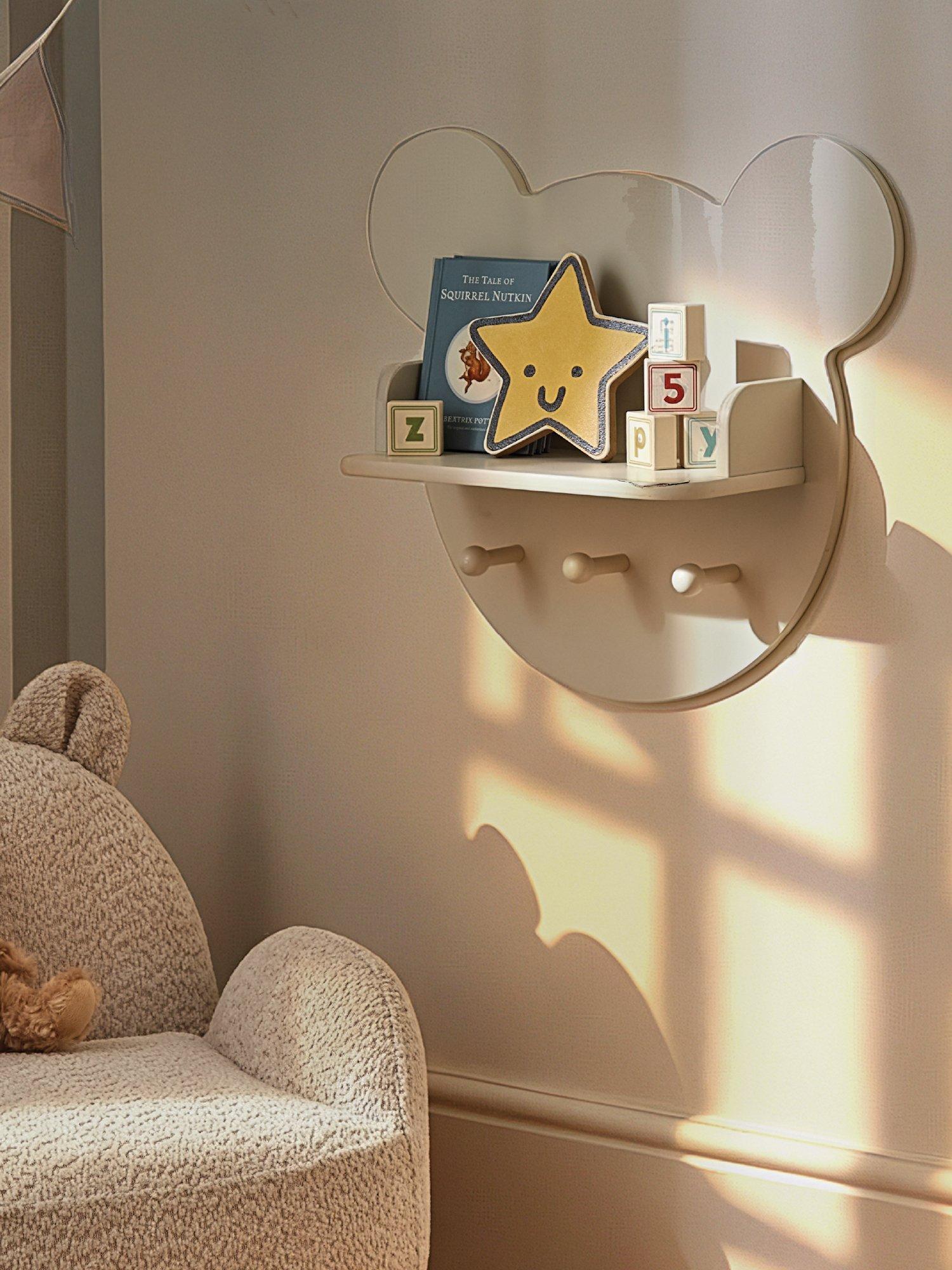 CuddleCo bear shelf white, UK version