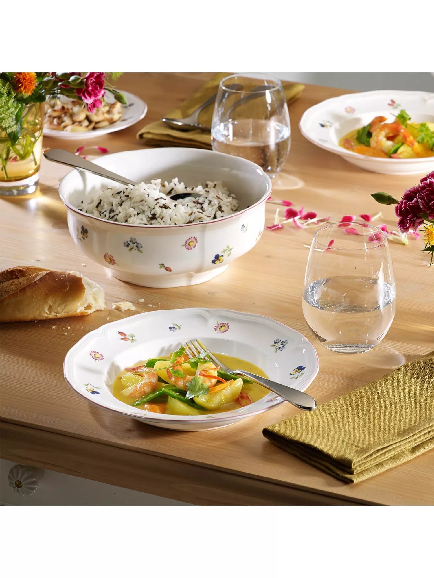 Villeroy & Boch Petite Fleur pasta bowls 25cm set of 2, imported from the UK