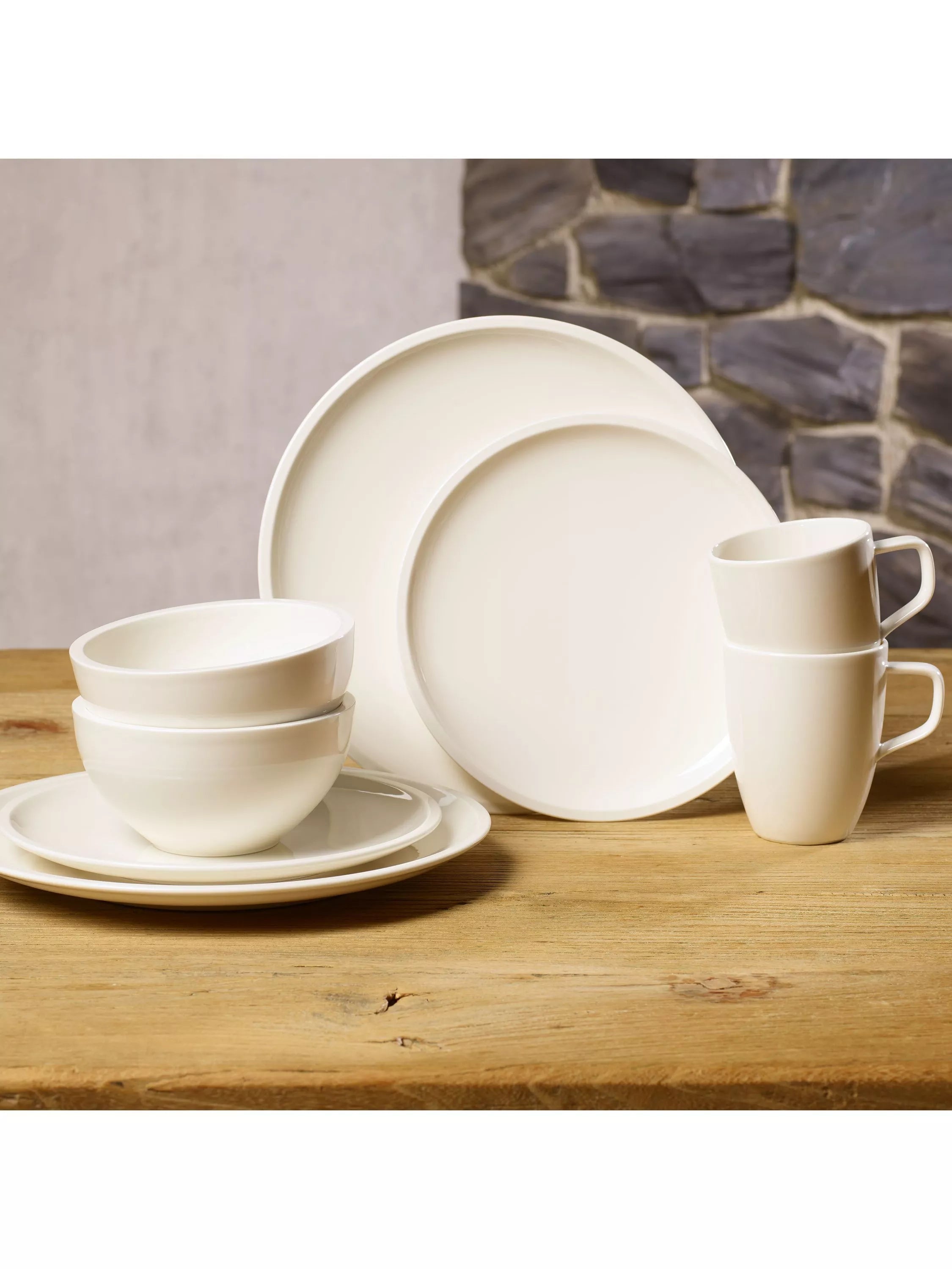 Villeroy & Boch dinnerware starter set 8 piece white, imported from the UK