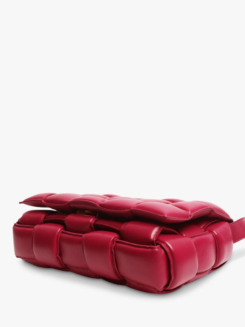 Pre-loved Bottega Veneta Padded Cassette shoulder bag in cinnabar purple (British brand)