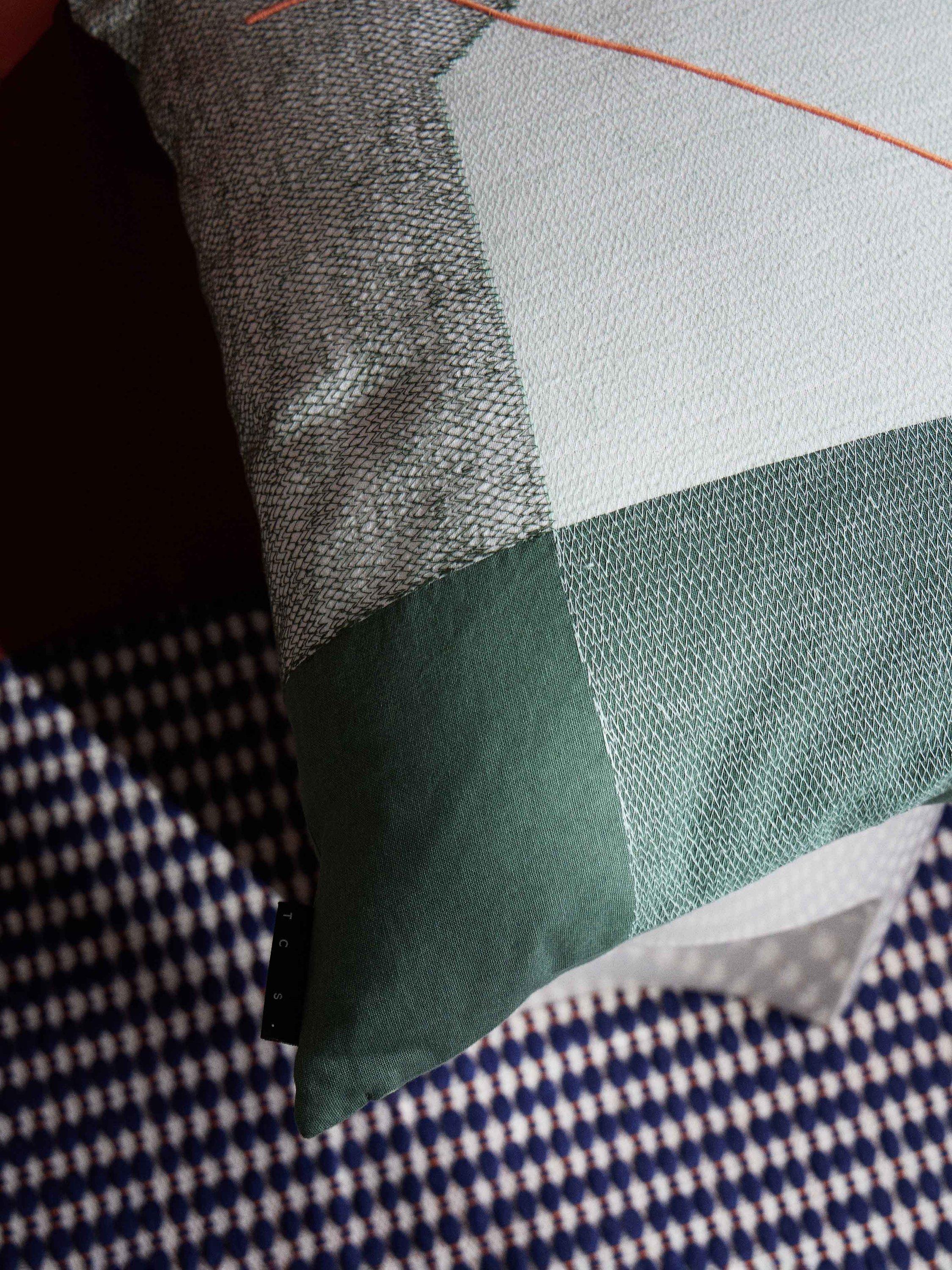The Conran Shop Wayline cotton cushion cover Oatmeal 50cm square - British product