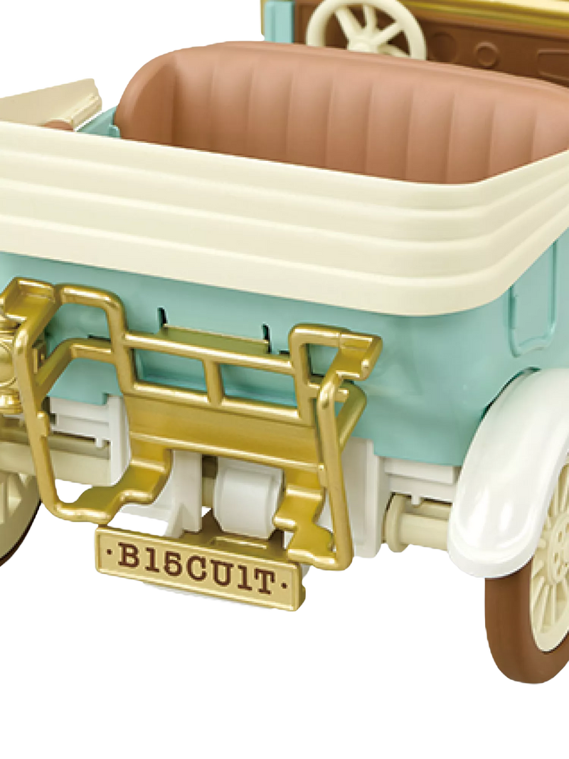 Sylvanian Families Classic Family Car toy vehicle (British brand)