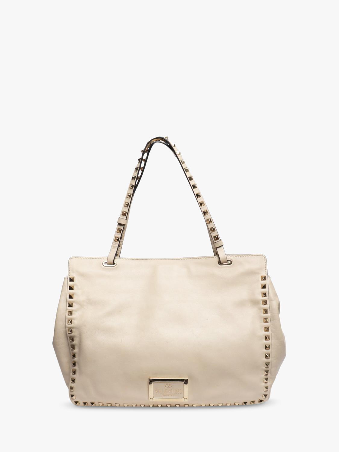 Pre-loved Valentino Rockstud shoulder bag cream leather, imported from the UK