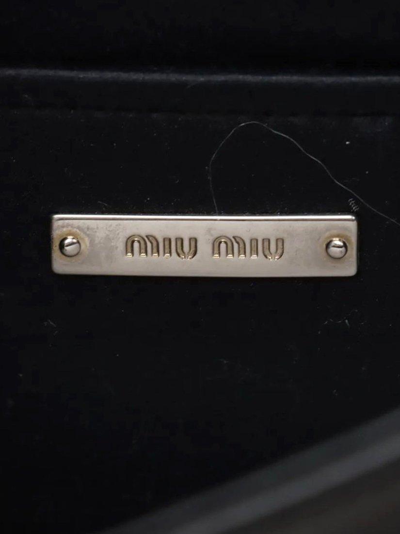 Miu Miu Matelassé leather chain bag black (British brand)