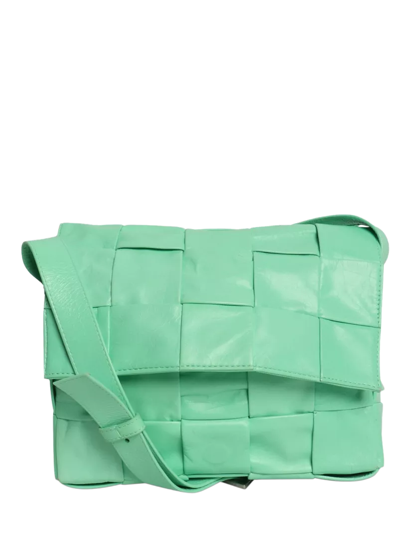 Bottega Veneta mint green Cassette leather bag pre-loved (British brand)