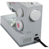 Singer Heavy Duty 4423 sewing machine (British brand)