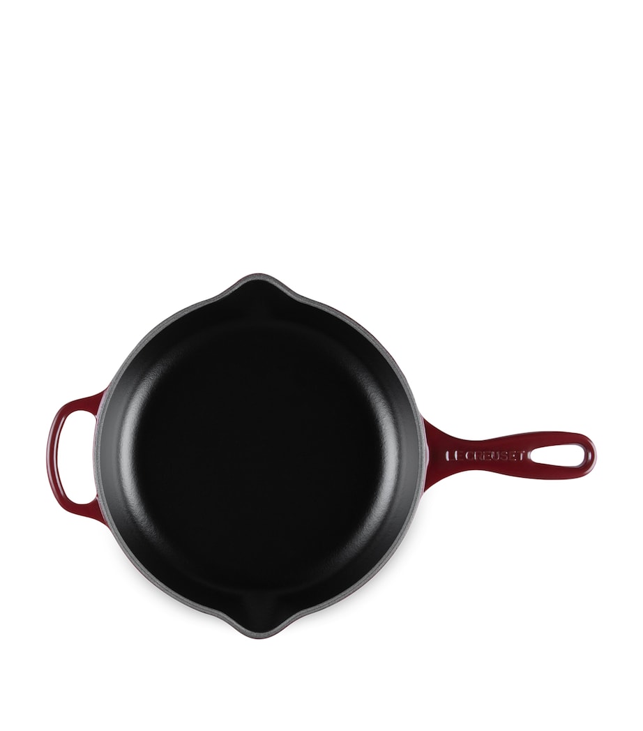 Le Creuset cast iron skillet 23cm, UK version