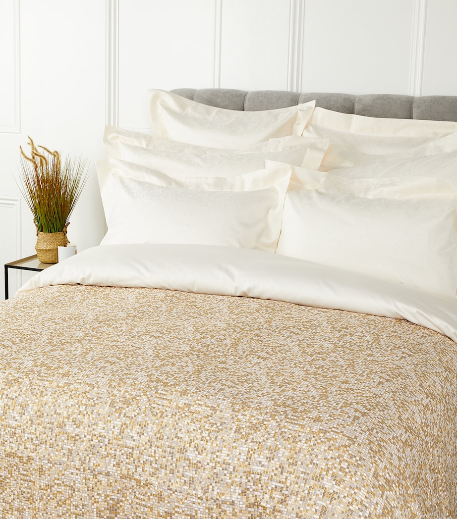 Celso De Lemos Mosaic super king bedspread 245x255cm (British brand)
