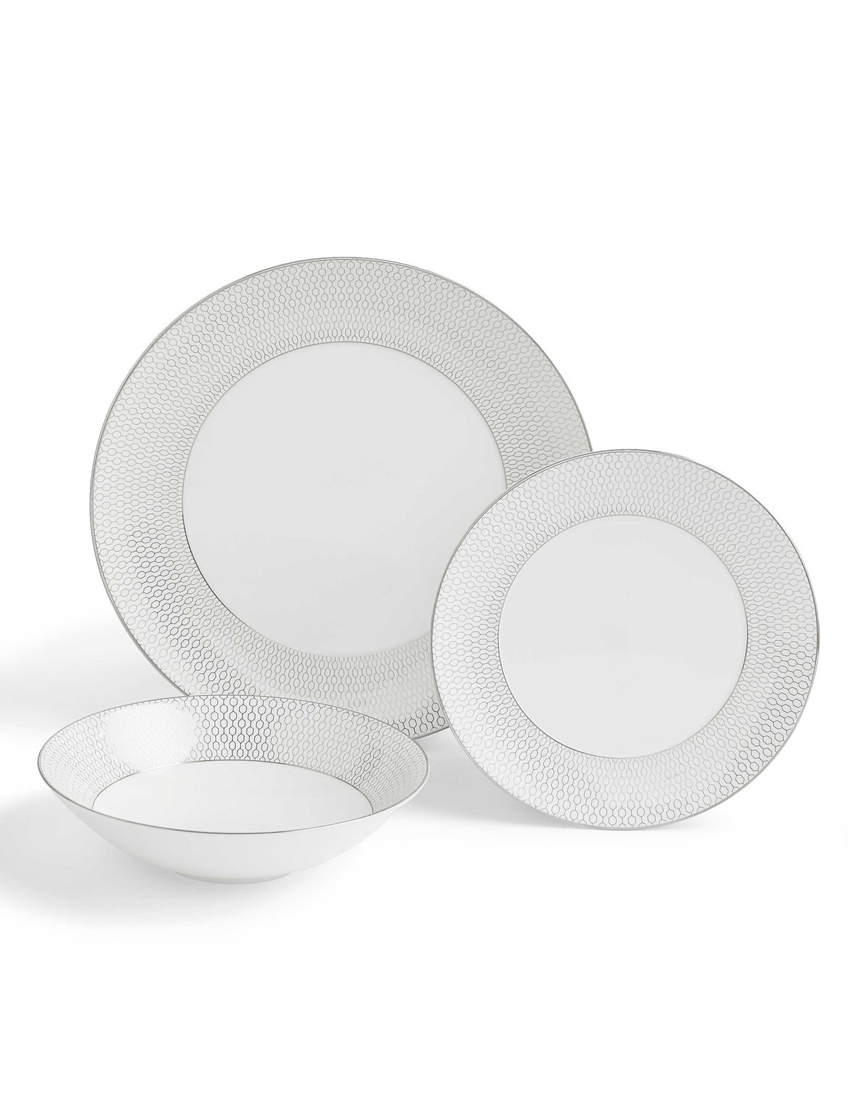 Wedgwood Gio Platinum 12-piece dinner set, UK version