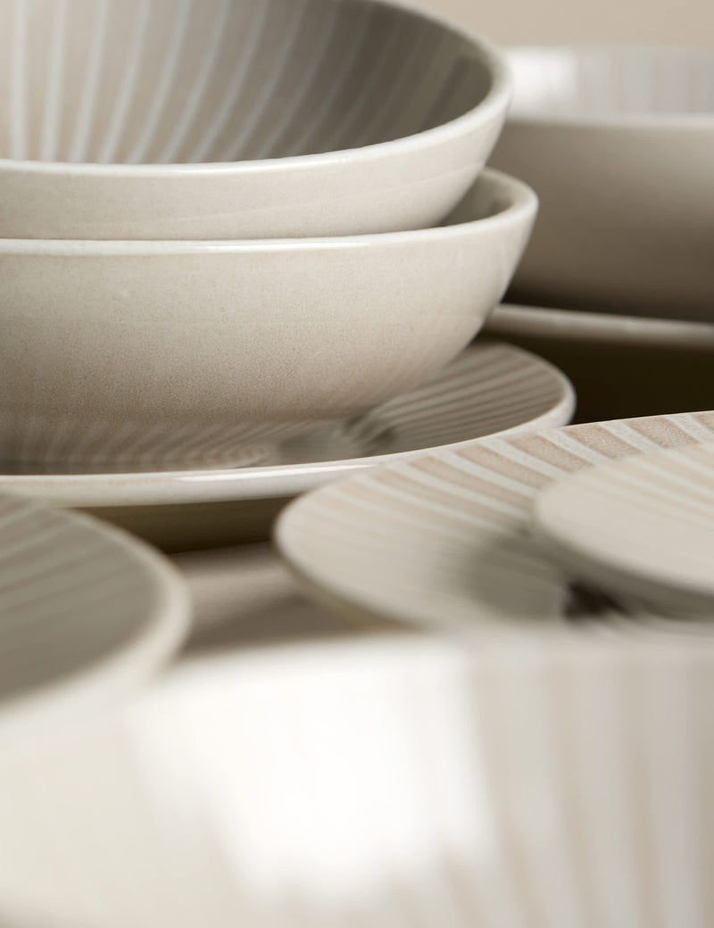 Reactive stripe stoneware dinner set 12 piece, UK version