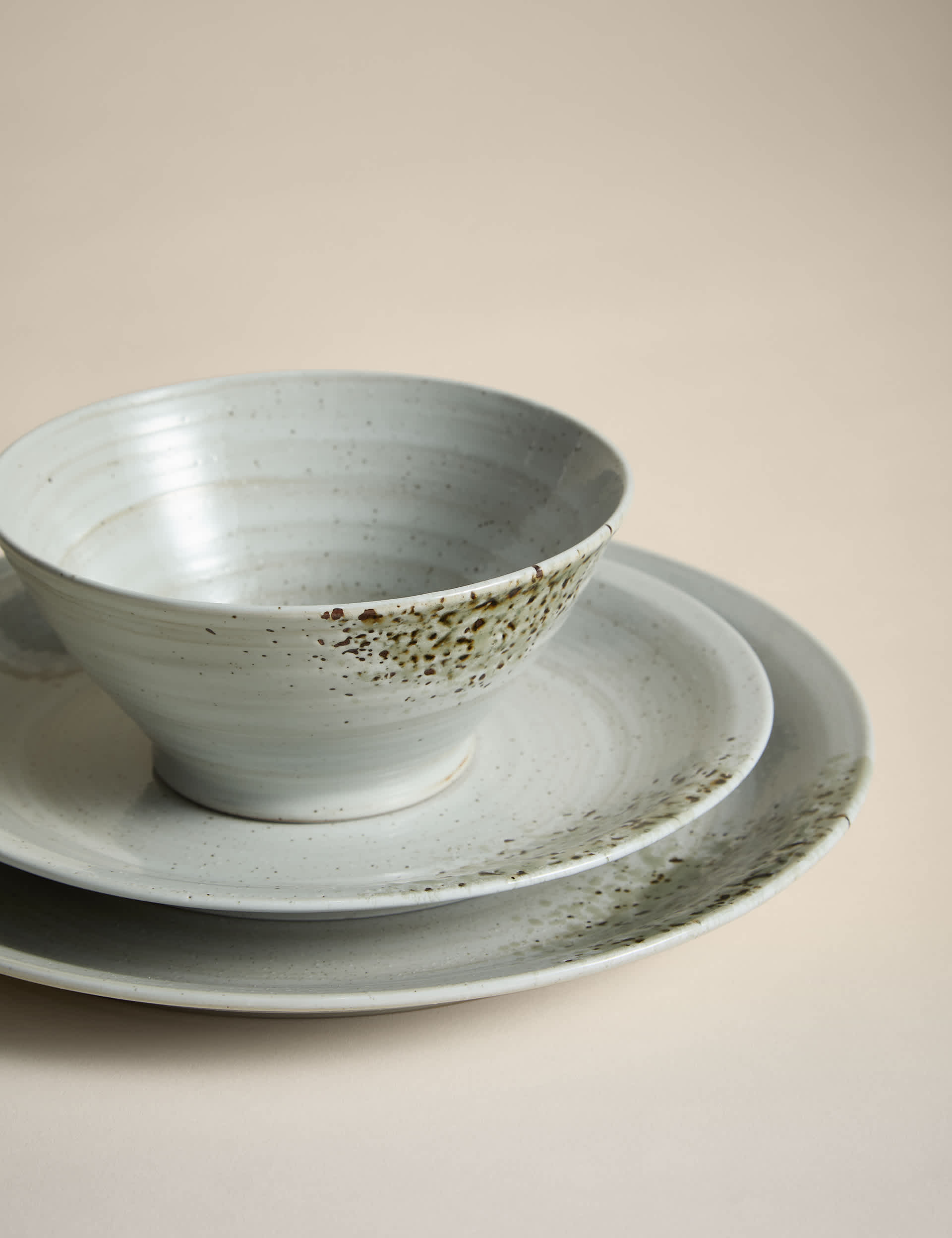 Textured spin dinner set 12 piece stoneware - British product