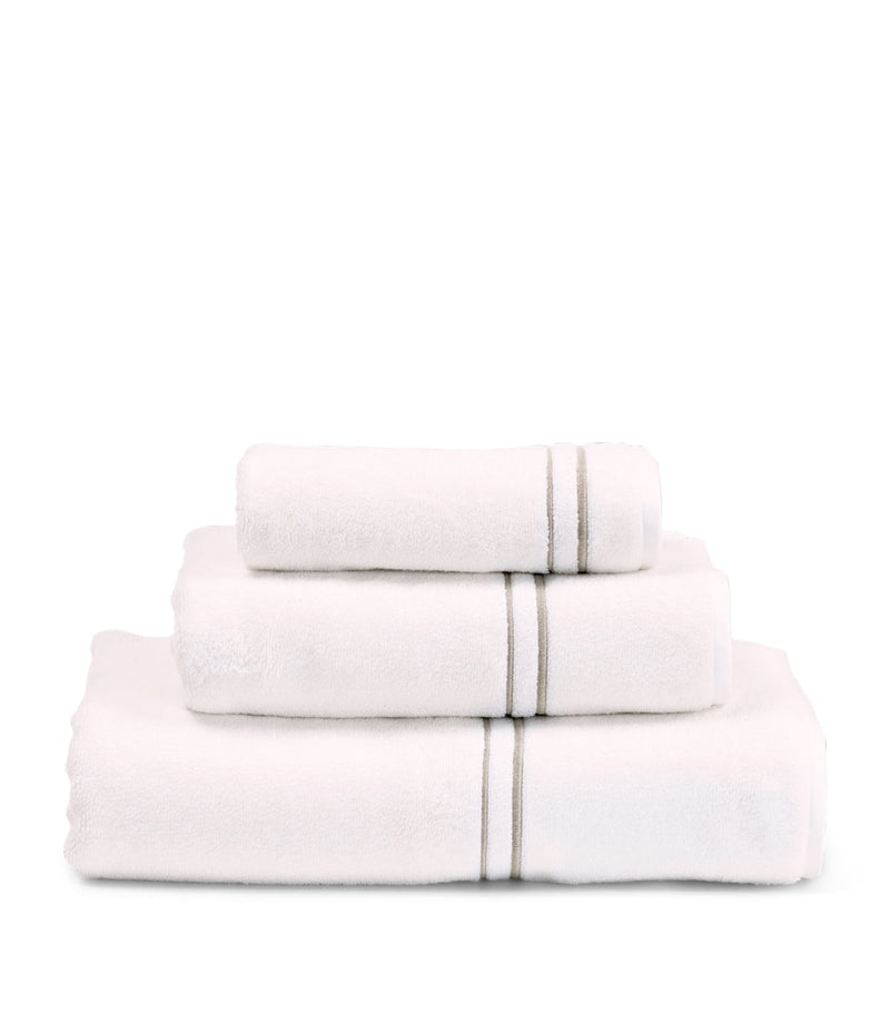 Frette Layering Embroidery bath sheet 100x150cm, UK version