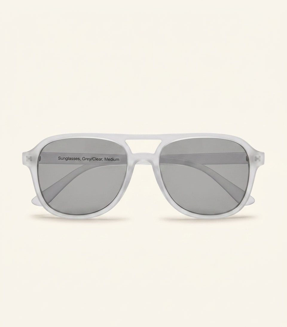 Louis Vuitton Frog Pilot Sunglasses with acetate frame, UK version