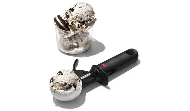 OXO black ice cream scoop, imported from the UK