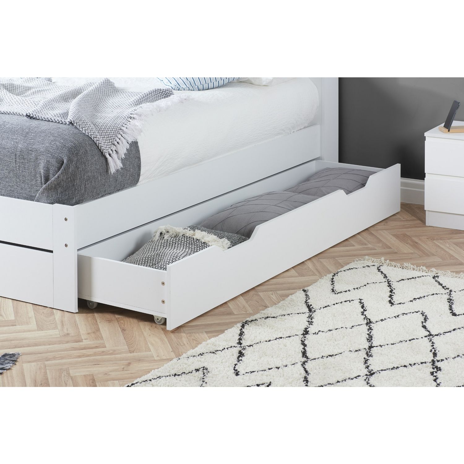Birlea Alfie white kingsize storage bed frame - British product