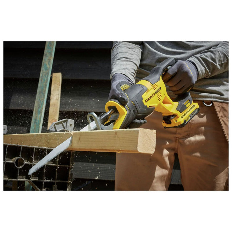 Stanley Fatmax V20 18V reciprocating saw with 2Ah battery (British brand)