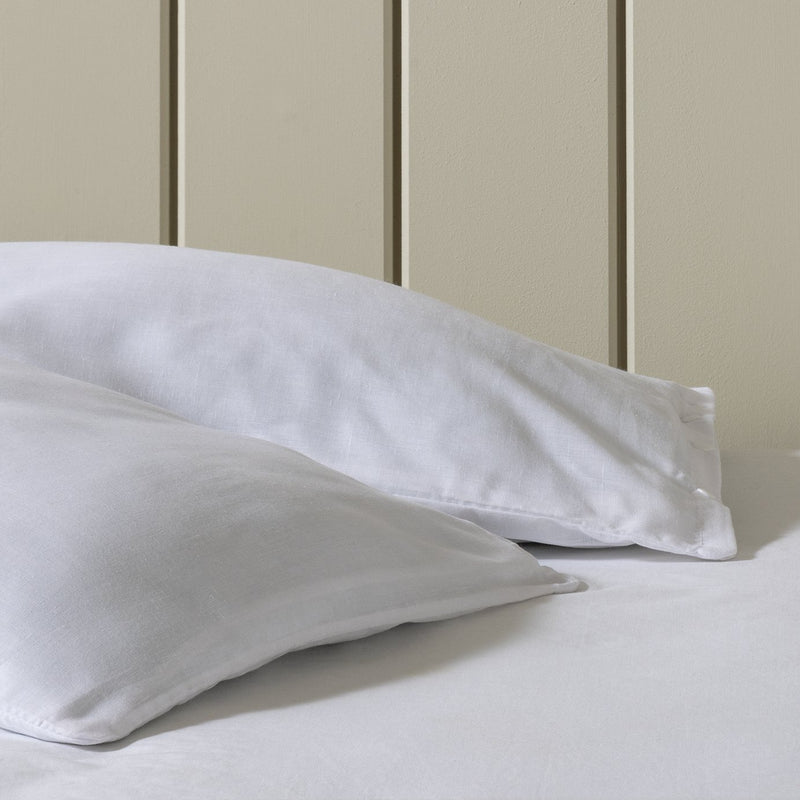 Habitat V Shaped Support Pillow White 92x41cm, UK version