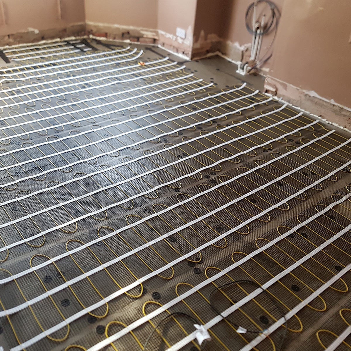 Varme electric underfloor heating mat 8m², UK version