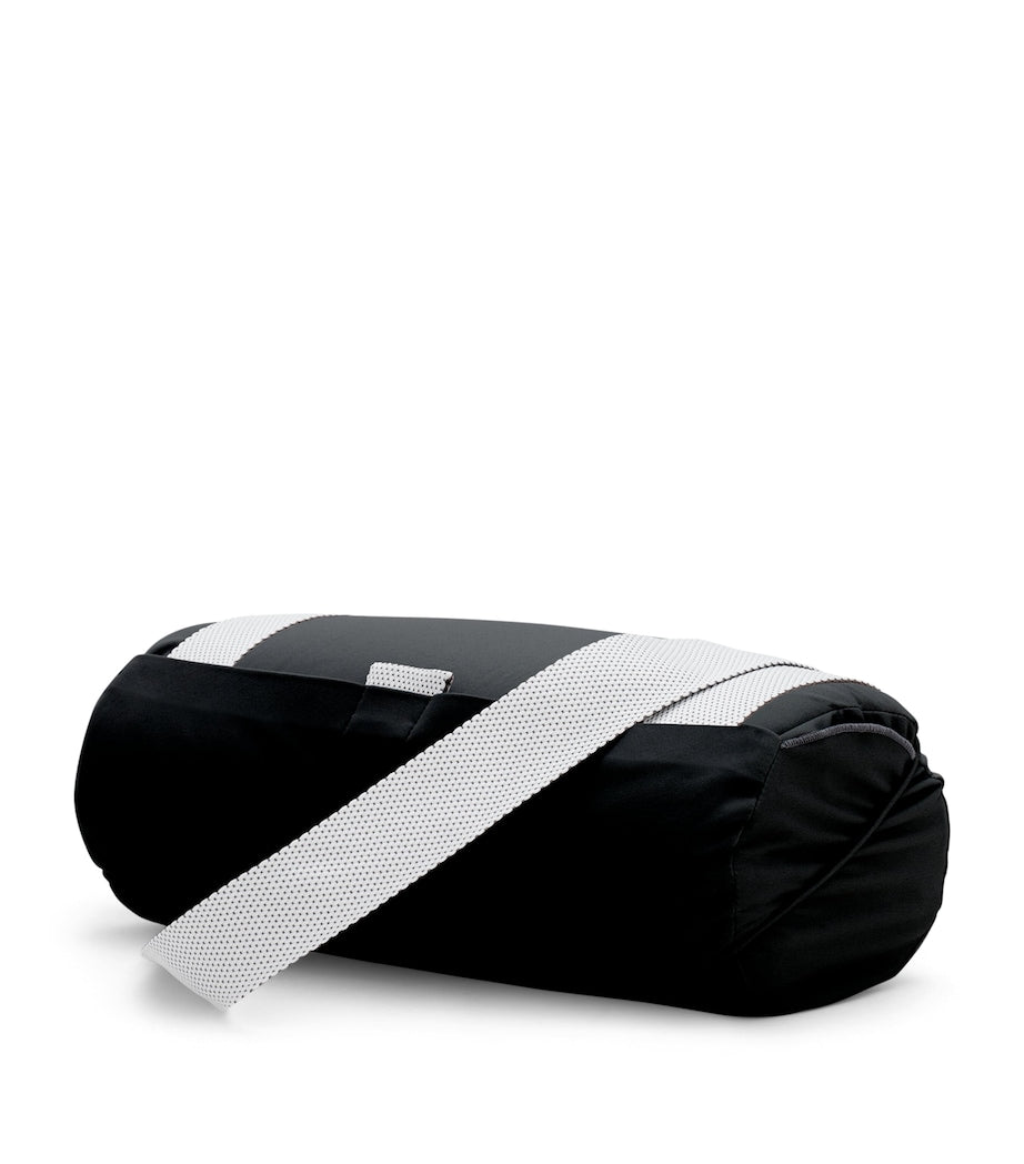HYOUMANKIND Go Pillow with silk pillowcase 34cm x 32cm, UK version
