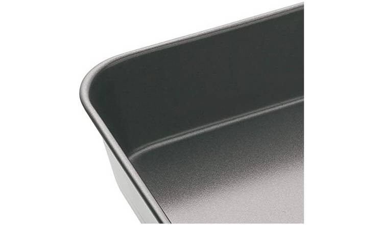 Masterclass 38cm carbon steel roasting tin, imported from the UK